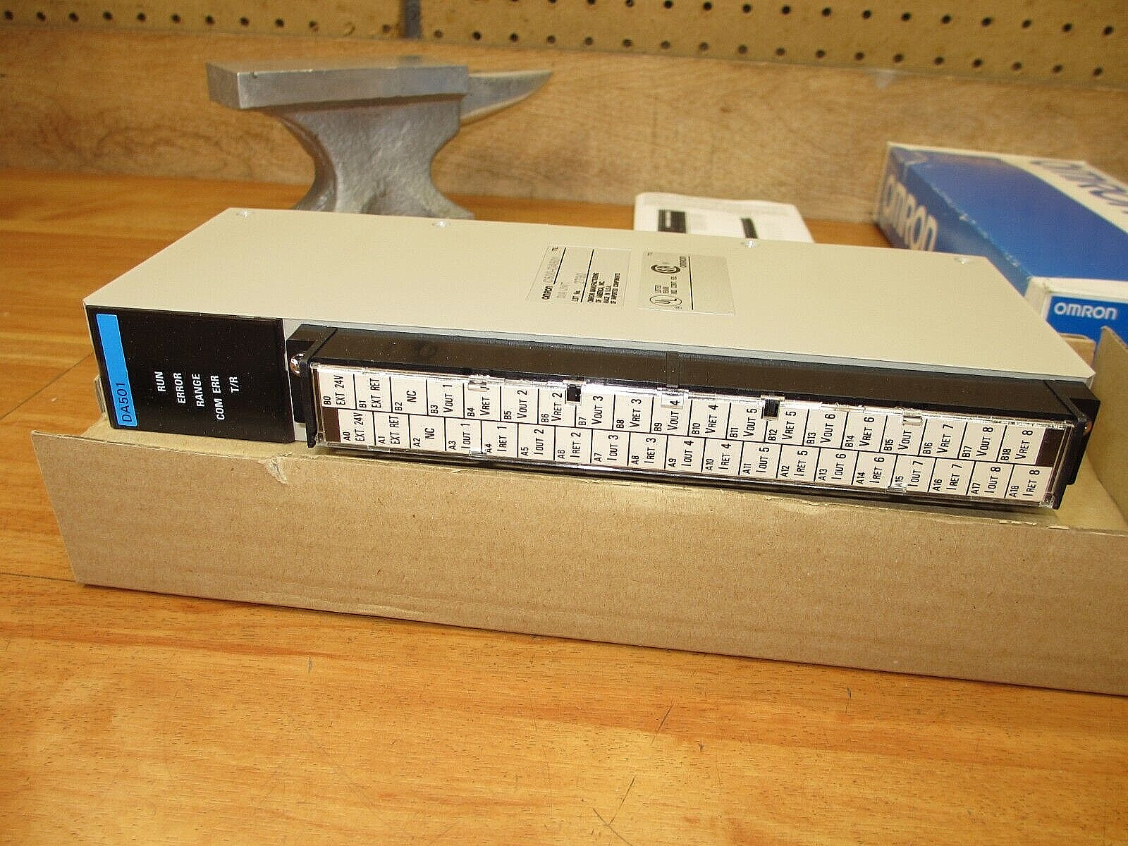 Omron C500-DA501 *NEW* D/A Unit Module Sysmac PLC *USA SHIP*