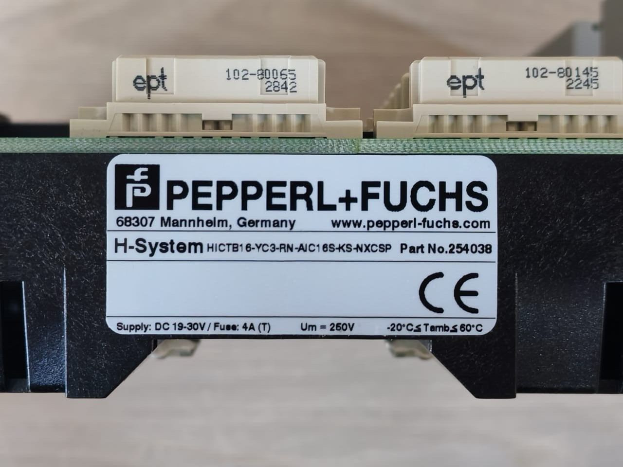 Pepperl+Fuchs H-System HICTB16-YC3-RN-AIC16S-KS-NXCSP Termination Board 254038