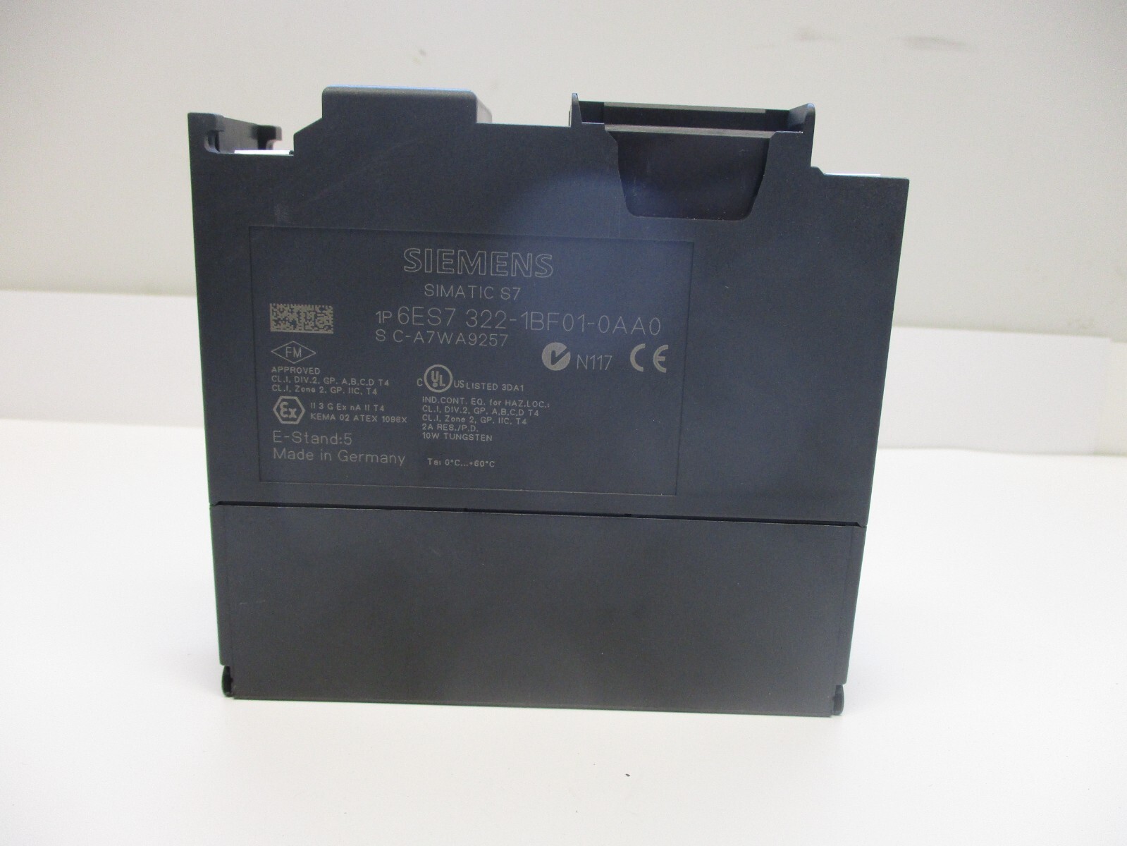 SIEMENS SIMATIC 7 OUTPUT MODULE 24VDC 2 AMP 1P 6ES7 322-1BF01-0AA0