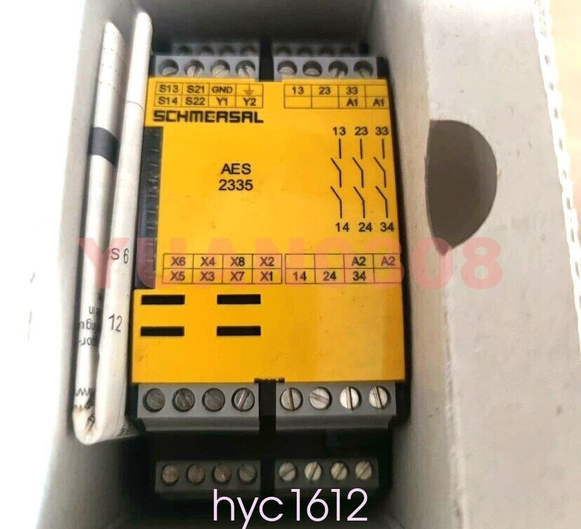 NEW SCHMERSAL AES 2335 relay DHL Fast delivery
