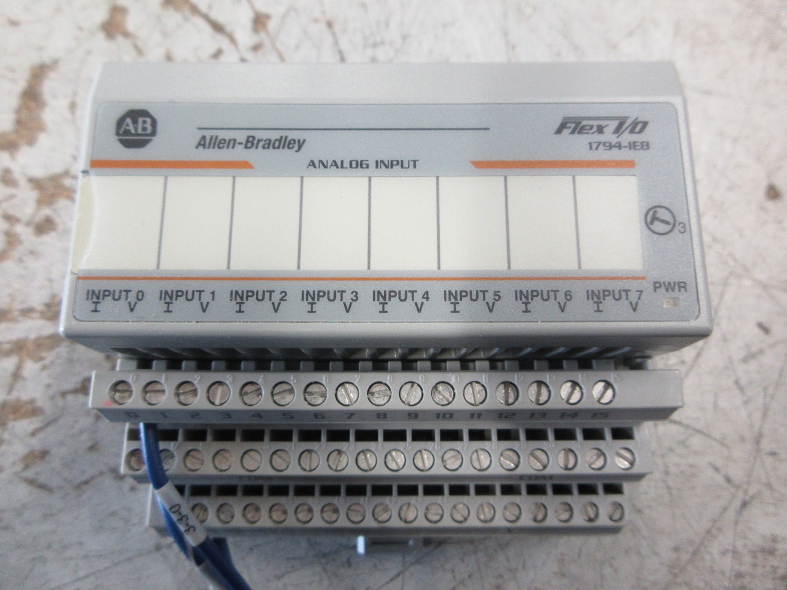 Allen-Bradley Flex I/O Analog Input Module 1794-IE8 *Broken Clip* Used