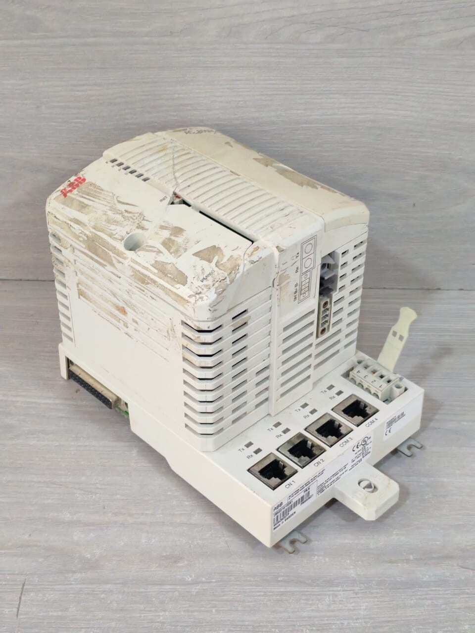 ABB PM860 Processor Unit with Base PM860K01 3BSE018100R1 BROKEN FRAME