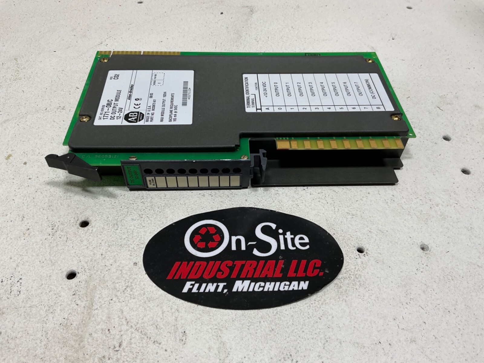 ALLEN-BRADLEY 1771-OB/C SERIES C REV C02 DC OUTPUT MODULE 12-24 V