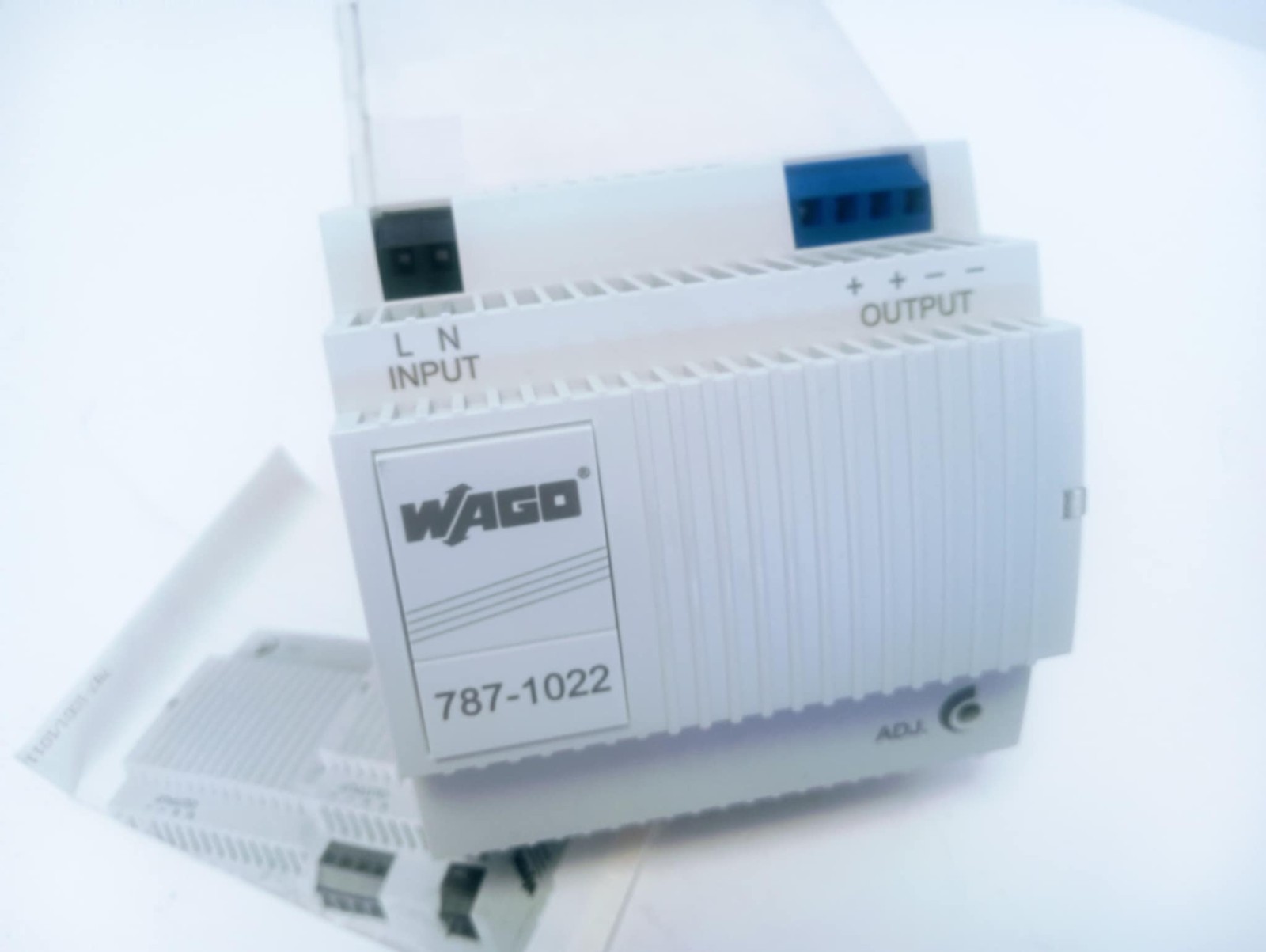 WAGO-787-1022 COMPACT power supply; single-phase; output voltage 24 VDC; 4 A