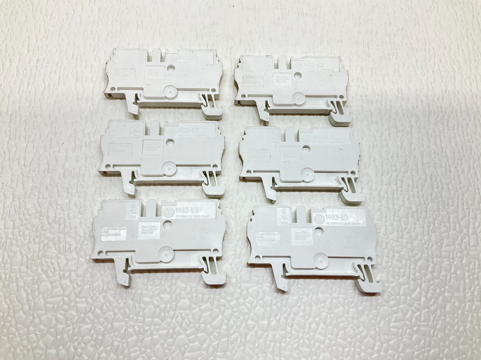 Allen Bradley 1492-L3 White Wire Terminal 1492 Lot of 6 (TSC)