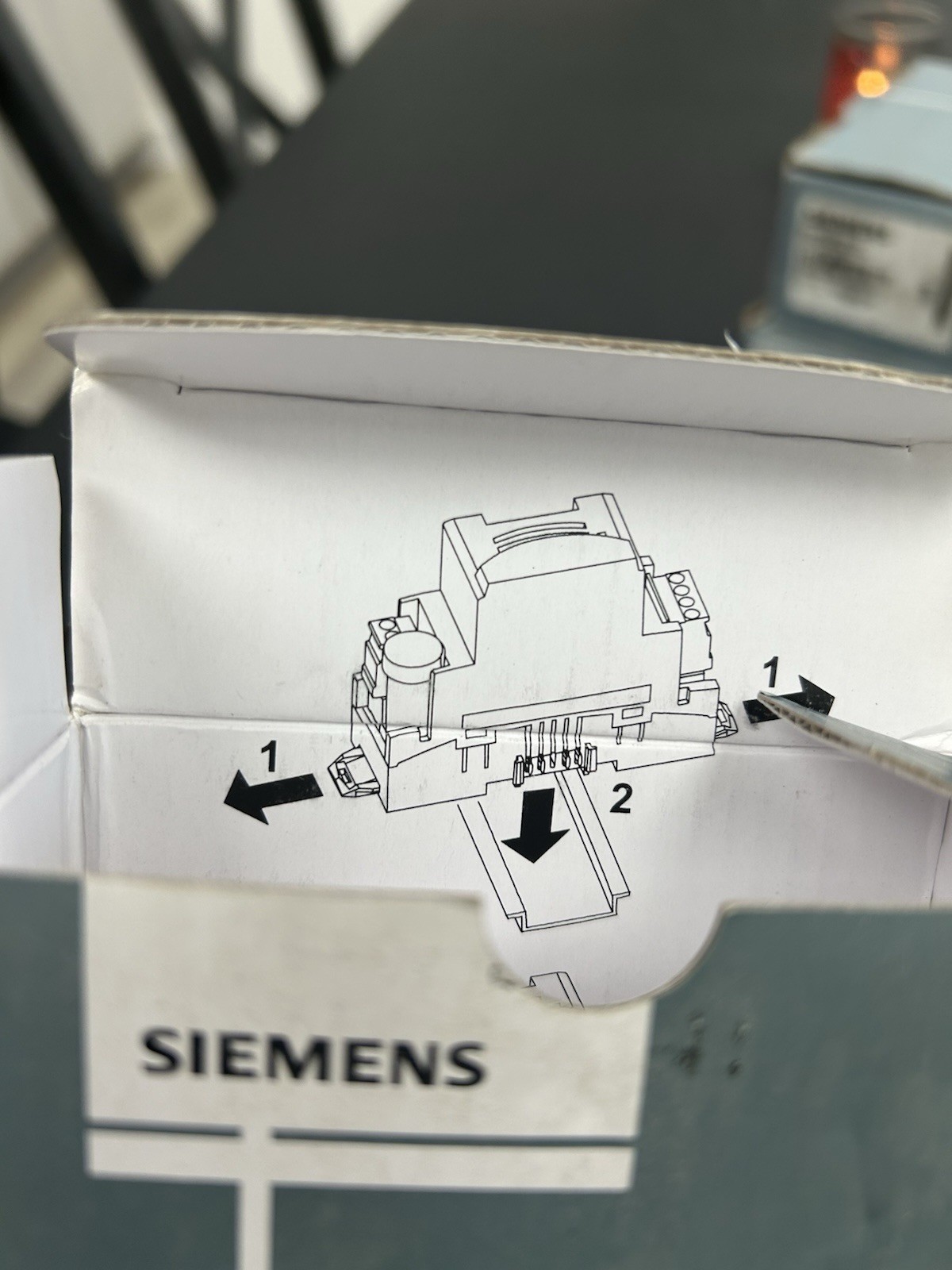Siemens TXS1.EF4 Bus Connection Module 4A Fuse TX-I/O Controller Platform