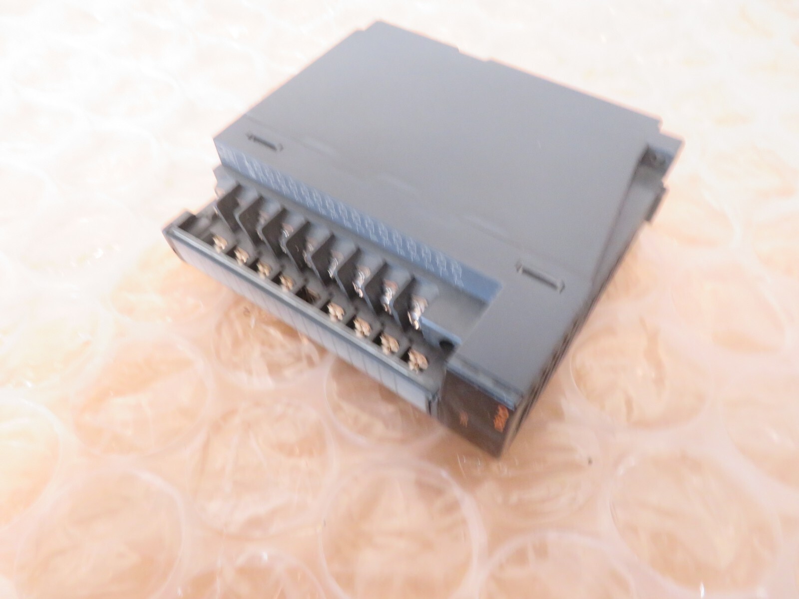 Mitsubishi QY80 Output Unit (19560)