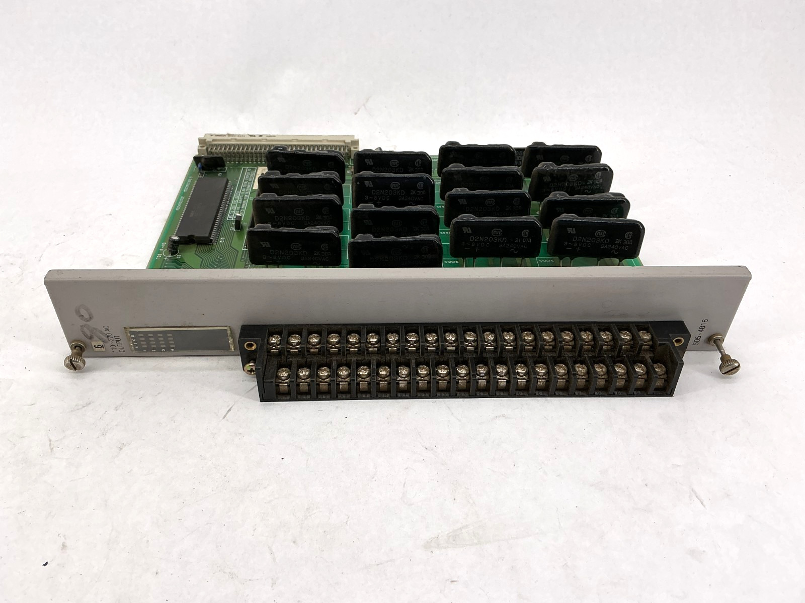 Siemens 505-4816 PLC Output Module 16-Point 110/220VAC 50/60HZ 505-4816