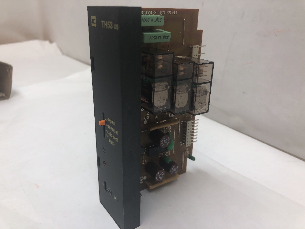 HONEYWELL TH 53 US On-Off Three Position Output Module NOS