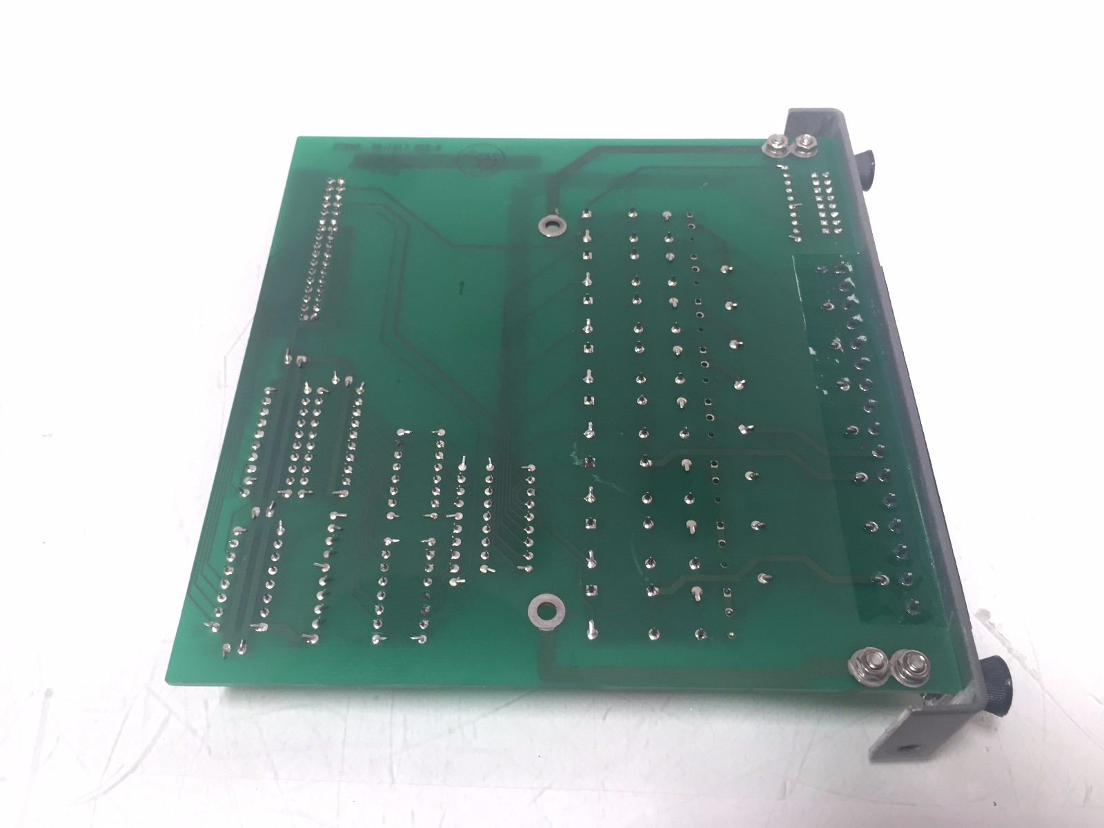 Control Technology Corp. 2212 8 Relay Outputs