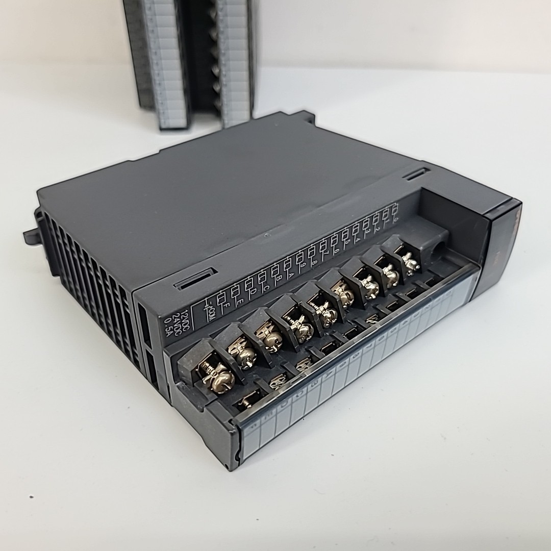 Mitsubishi QY80 Output Unit 16PT PACK OF 3
