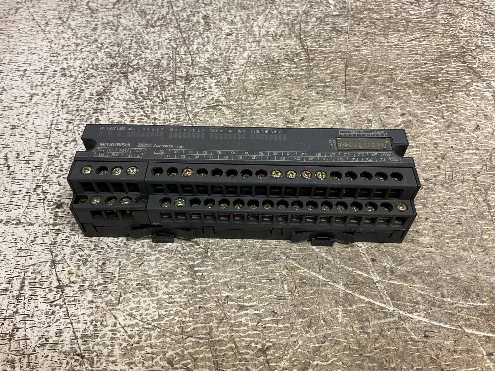 Mitsubishi Melsec AJ65SBTB1-32D 24 VDC CC- Link Input Unit AJ65SBTB1 (VT)