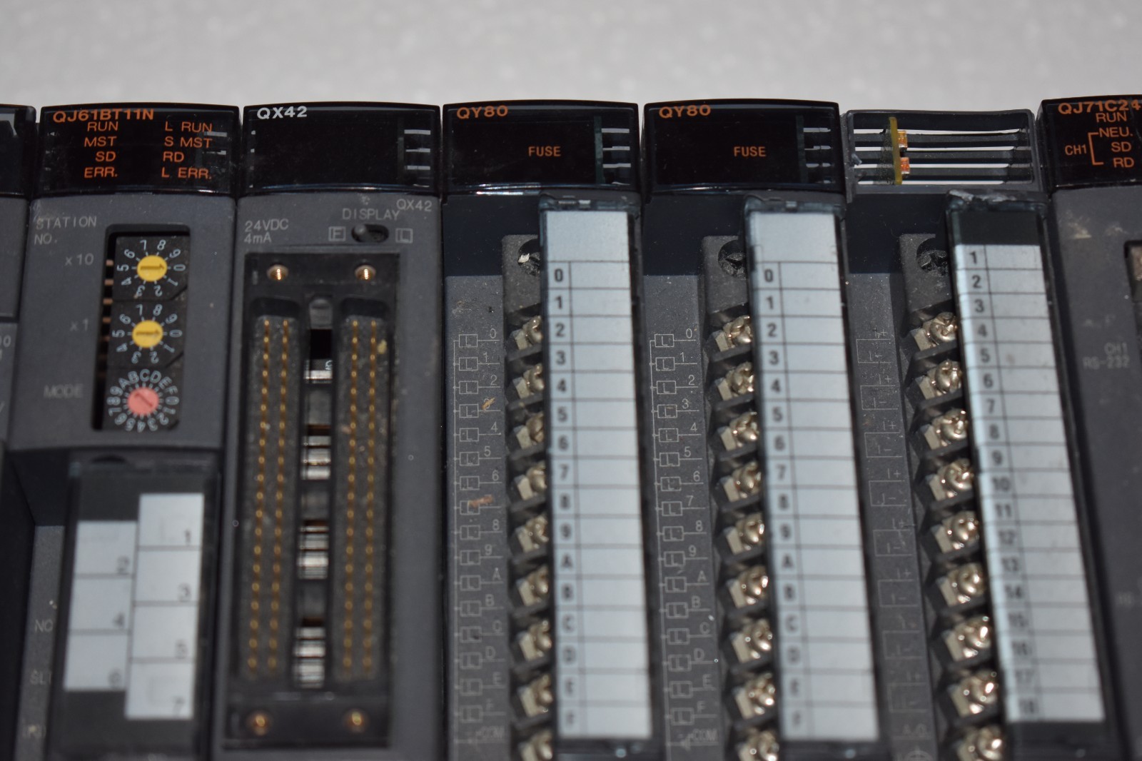 MITSUBISHI Q312B BASE UNIT WITH POWER SUPPLY AND 11 MODULES, Q63P, Q 12HCPU