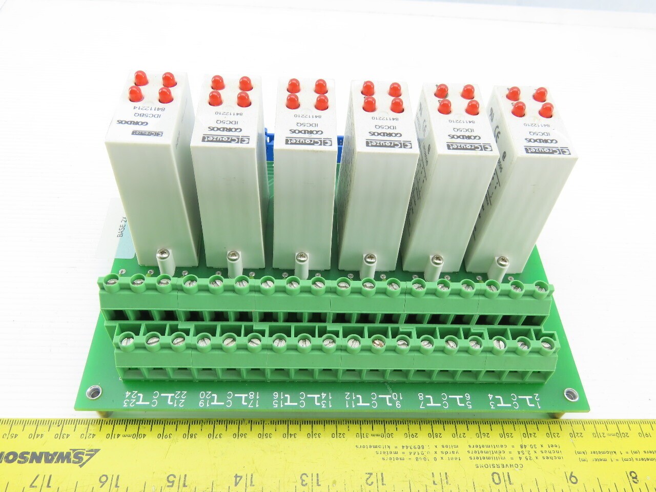 Crouzet 57-464 IDC5BQ 6 Channel I/O Chassis With 6 30VDC Output I/O Modules