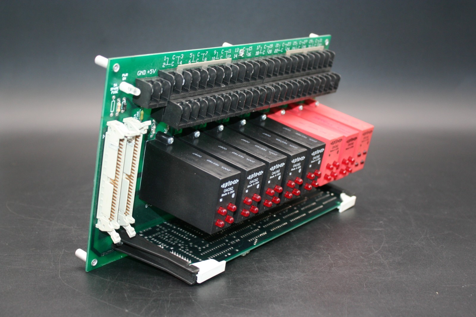 5x Opto 22 OAC5Q Modules w/ 3x Opto 22 ODC5Q Modules + Opto 22 PB32HQ Board