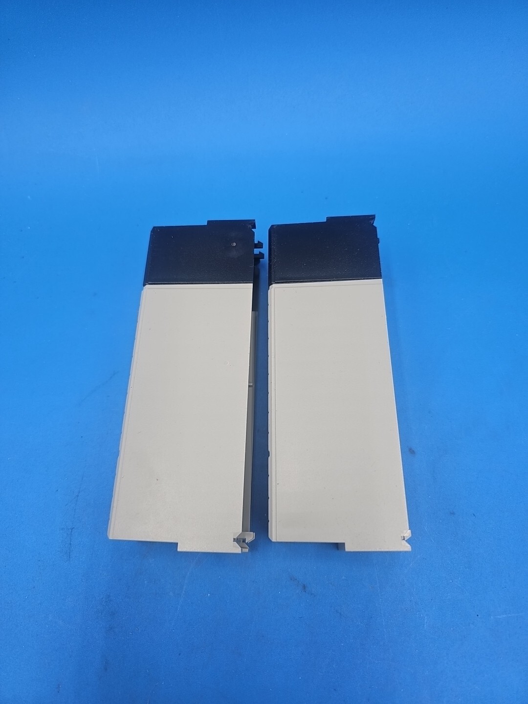 LOT OF 2 Allen Bradley 1756-N2 ControlLogix Rack Chassis Slot Filler