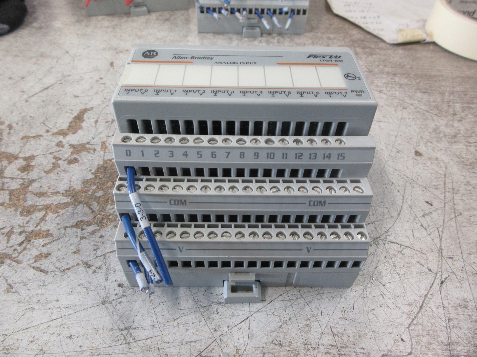 Allen-Bradley Flex I/O Analog Input Module 1794-IE8 *Broken Clip* Used
