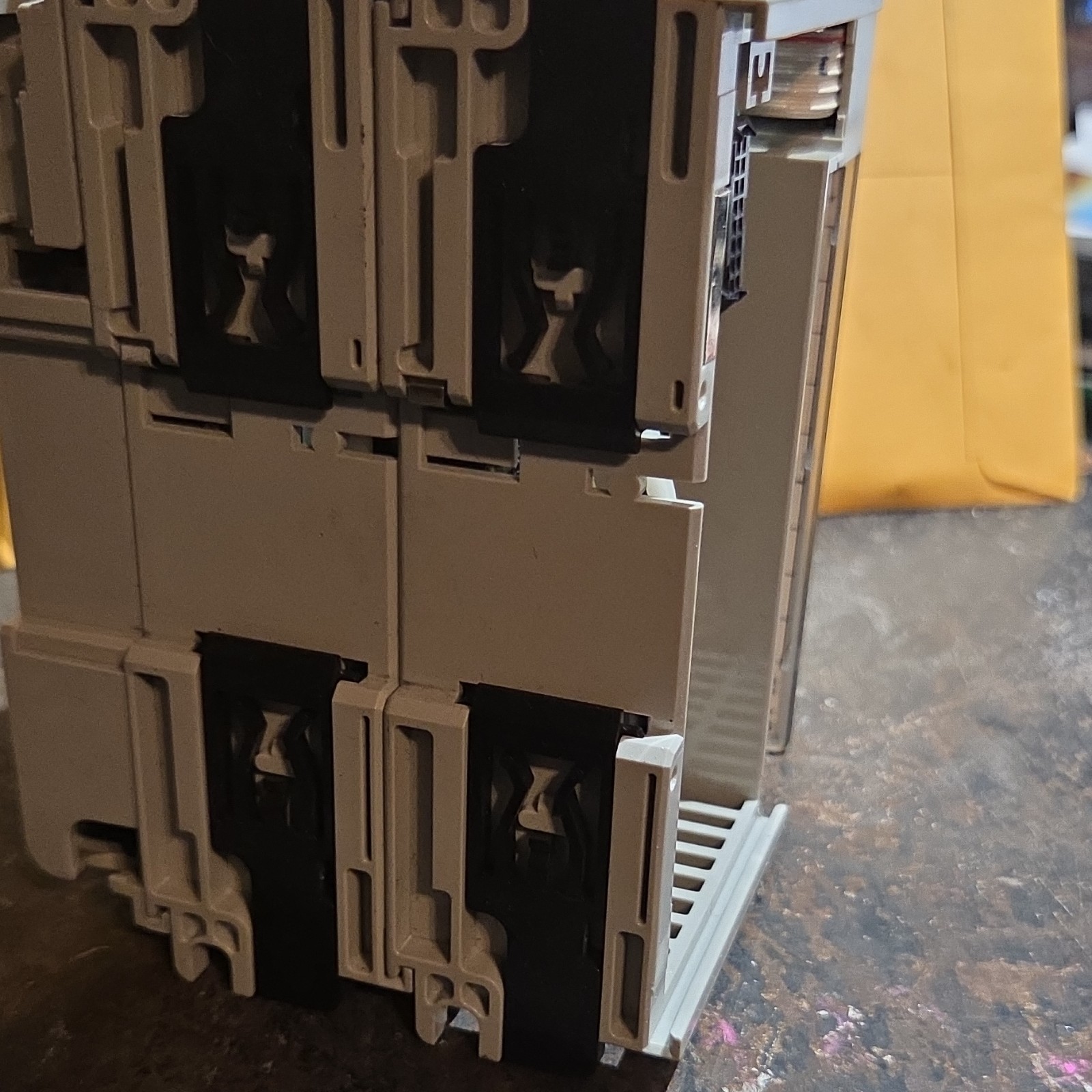 Allen-Bradley 1769-ECR CompactLogix End Cap Terminator PLC Module