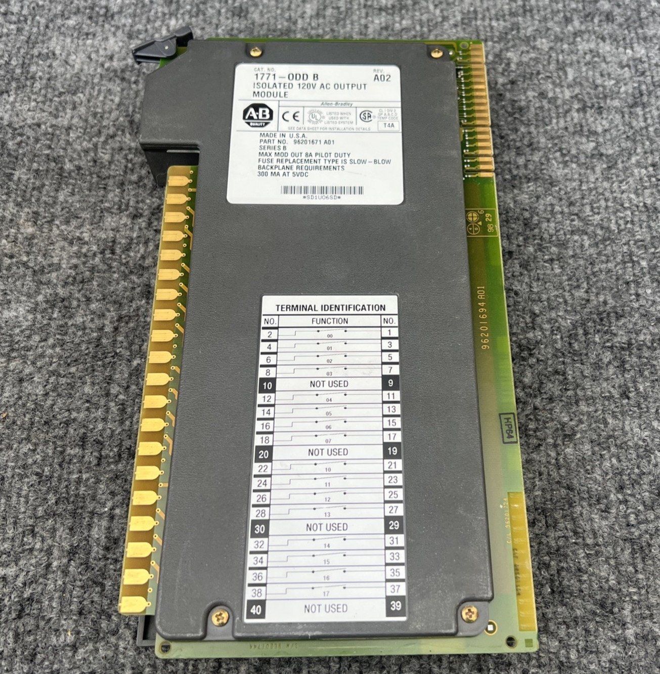 Allen Bradley 1771-0DD B Isolated 120V AC Output Module REV AO2 1771-ODD Used