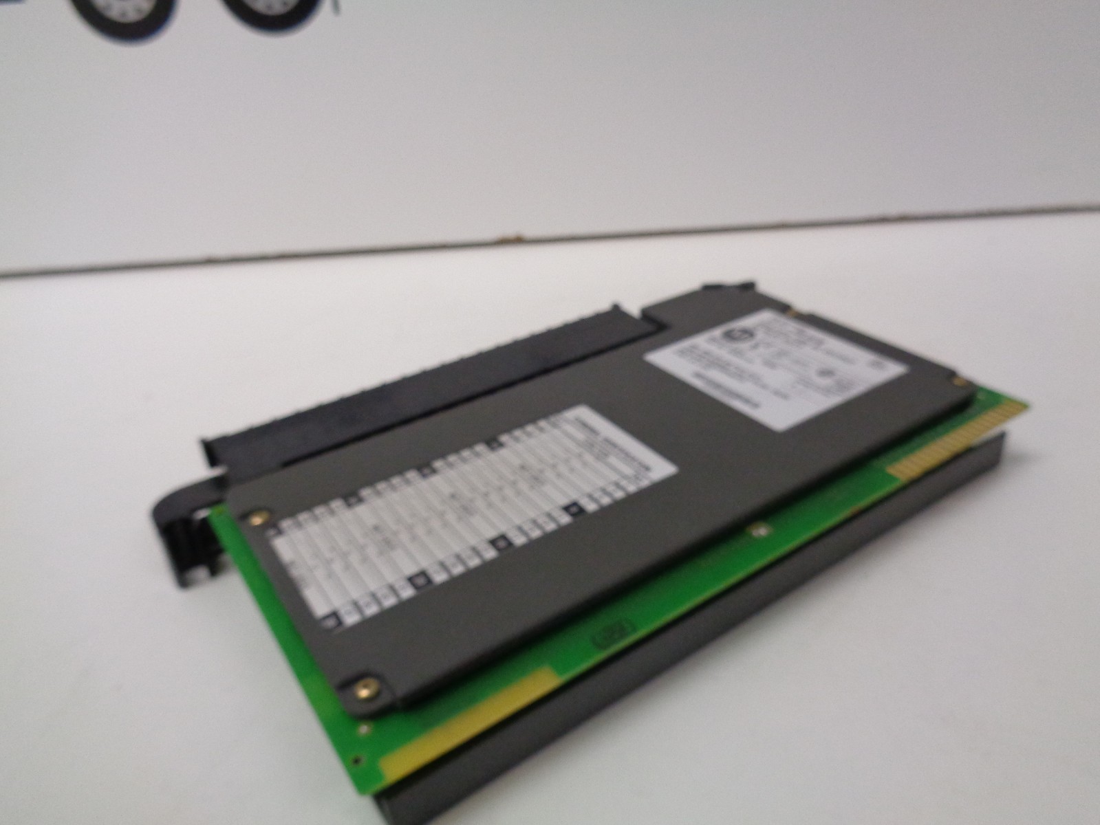 ALLEN-BRADLEY 1771-OD16/B SER. B REV. C01 120V AC OUTPUT MODULE – FREE SHIPPING