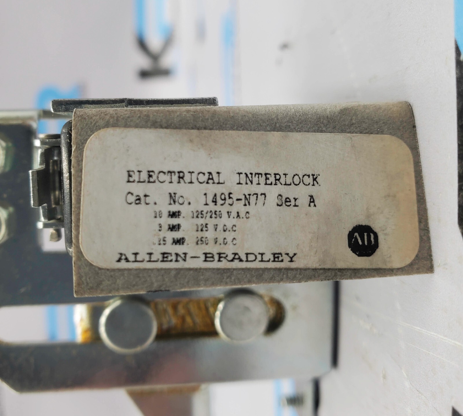 Allen-Bradley 1495-N77 Bulletin 1495 Electrical Interlock 250VAC 10A 250VDC