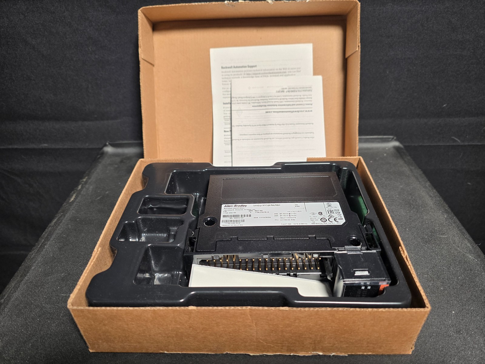 Allen Bradley 1756-OW16I Series A ControlLogix Digital Relay Output Module