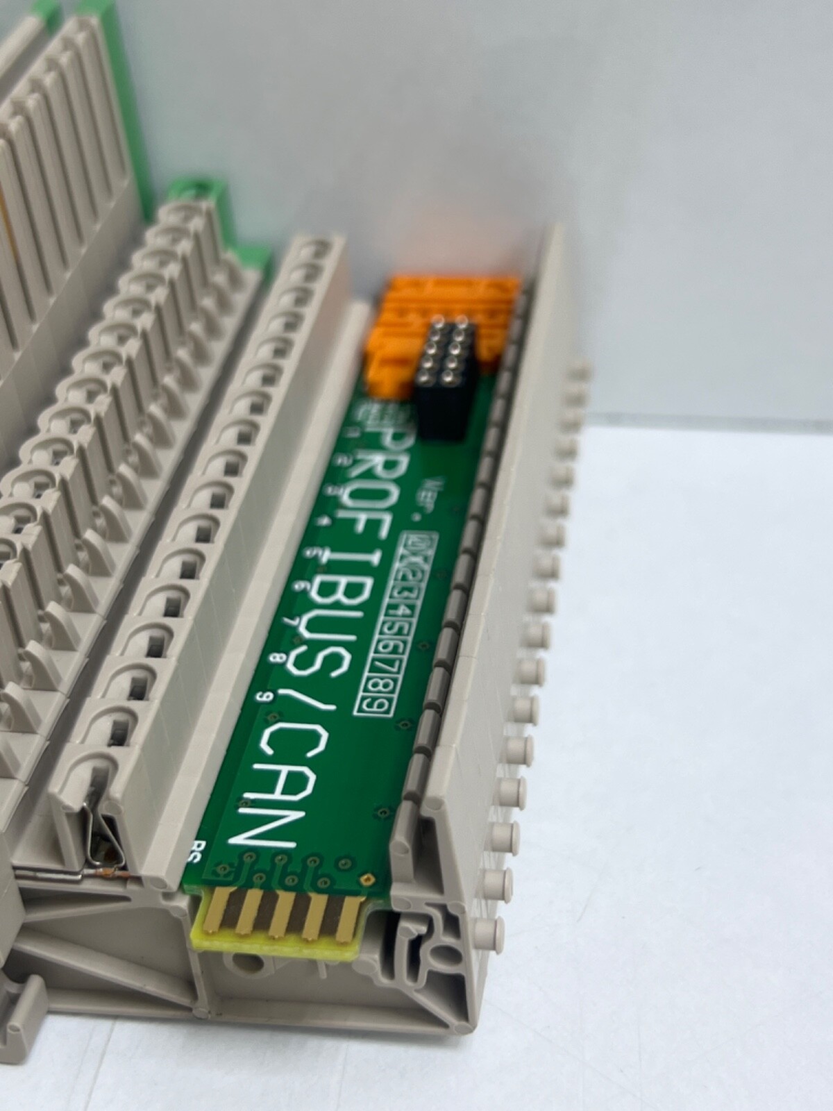 MICRO INNOVATION ZSB-1.5/16-S/S/P/P/-/- Base Module/Terminal Block Assembly