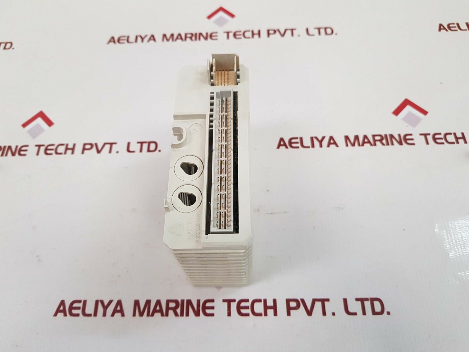ABB DO810 Digital Output Module 3BSE008510R1 55⁰C
