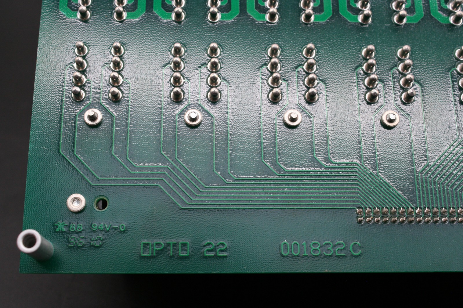5x Opto 22 OAC5Q Modules w/ 3x Opto 22 ODC5Q Modules + Opto 22 PB32HQ Board