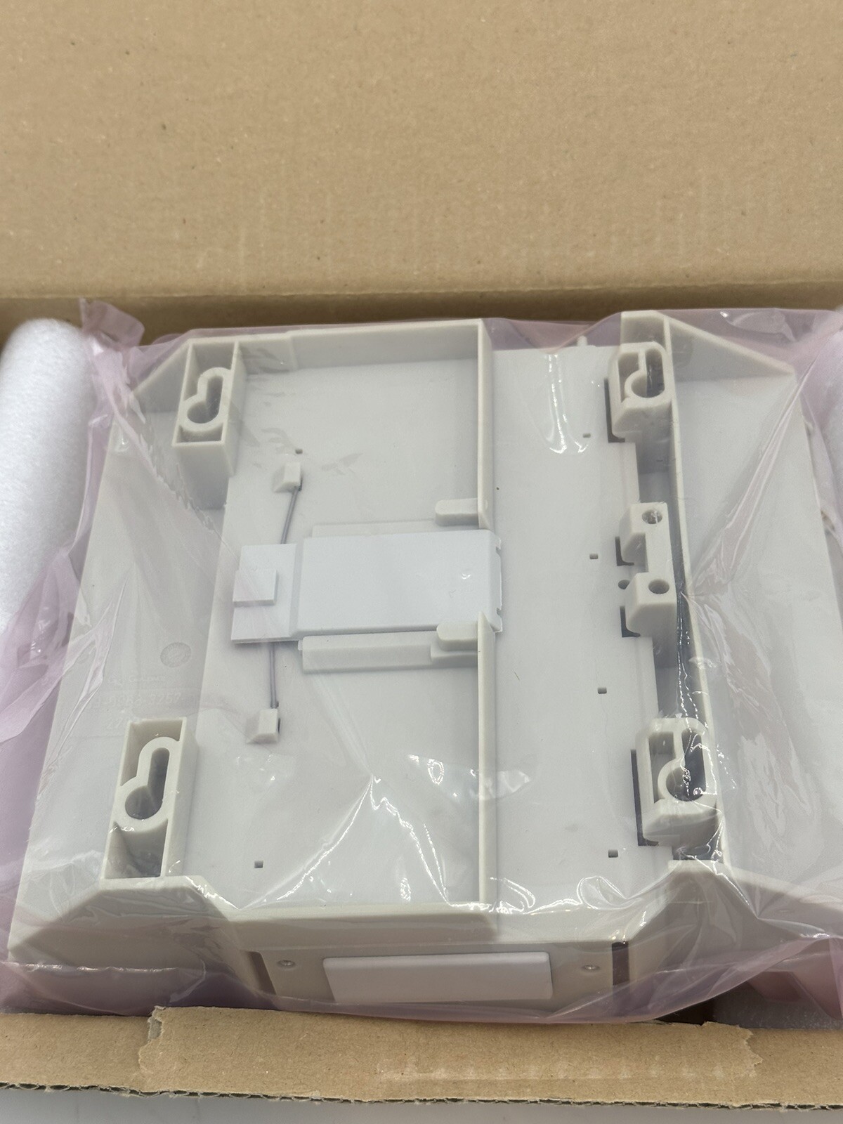 BOSCH INDRAMAT RMB12.2-04 Decentral I/O RECO 4Slot BUS Module R911278844 NEW OEM