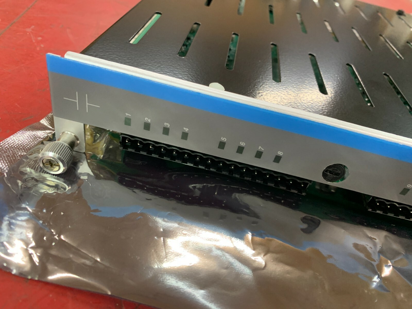 NEW NO BOX METSO PLC 24V. DC DIGITAL INPUT MODULE IOP330