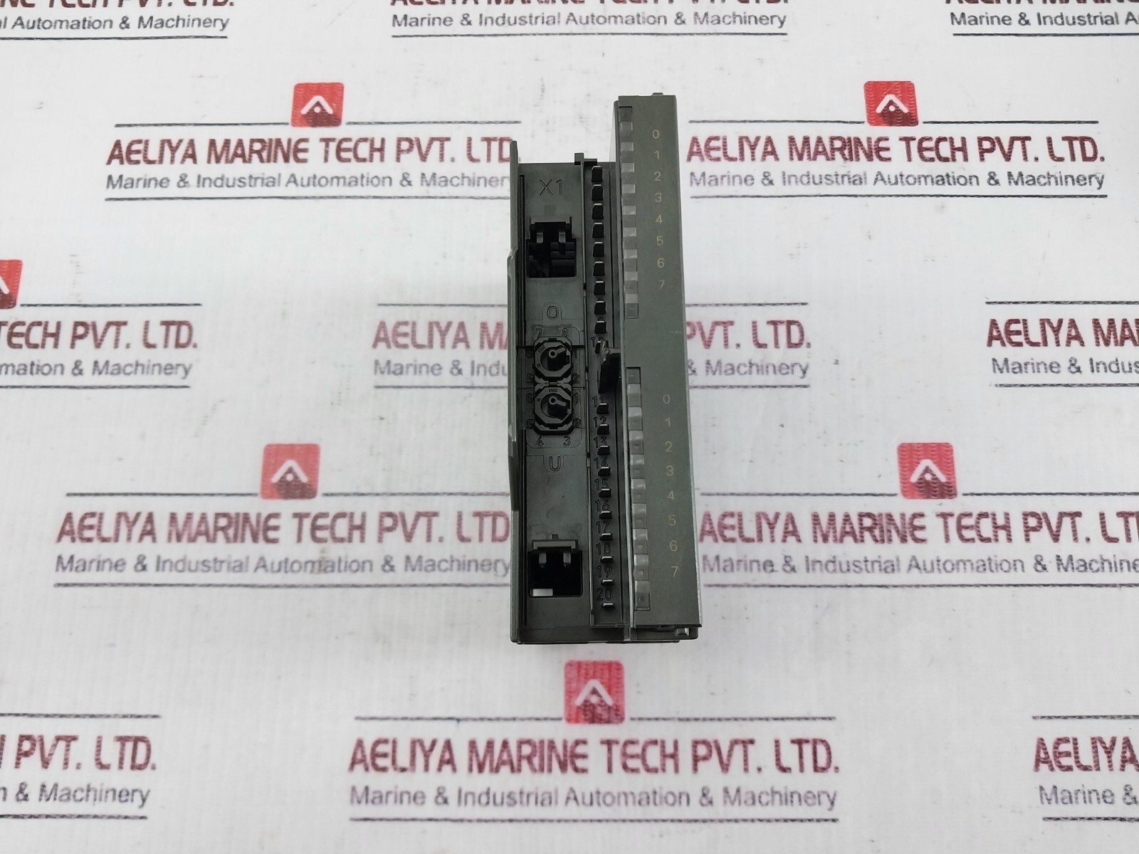SIEMENS 6ES7 322-1BH01-0AA0 Series Simatic S7 Digital Output Module 0.5A