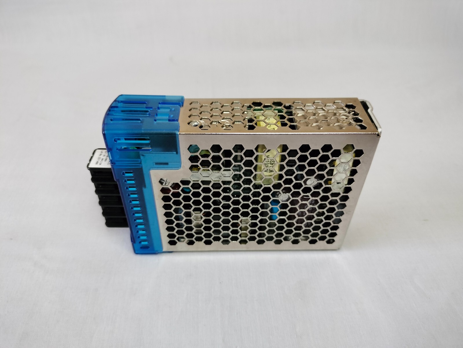 Omron S8VM-05024CD S8VM05024CD Power Supply 24VDC,2.2A Made in China