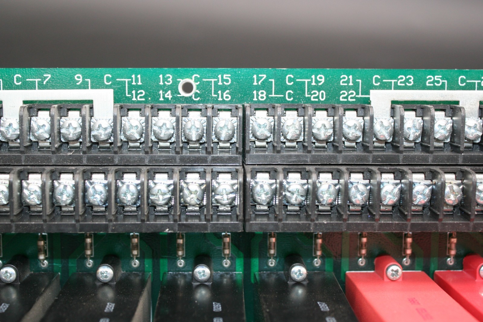 5x Opto 22 OAC5Q Modules w/ 3x Opto 22 ODC5Q Modules + Opto 22 PB32HQ Board