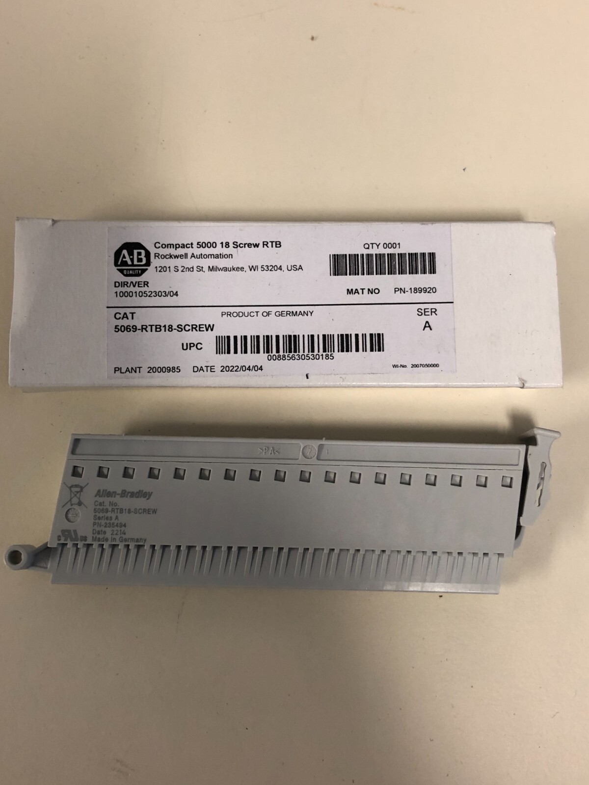 NEW Allen Bradley 5069-RTB18-SCREW compact 5000 screw connector