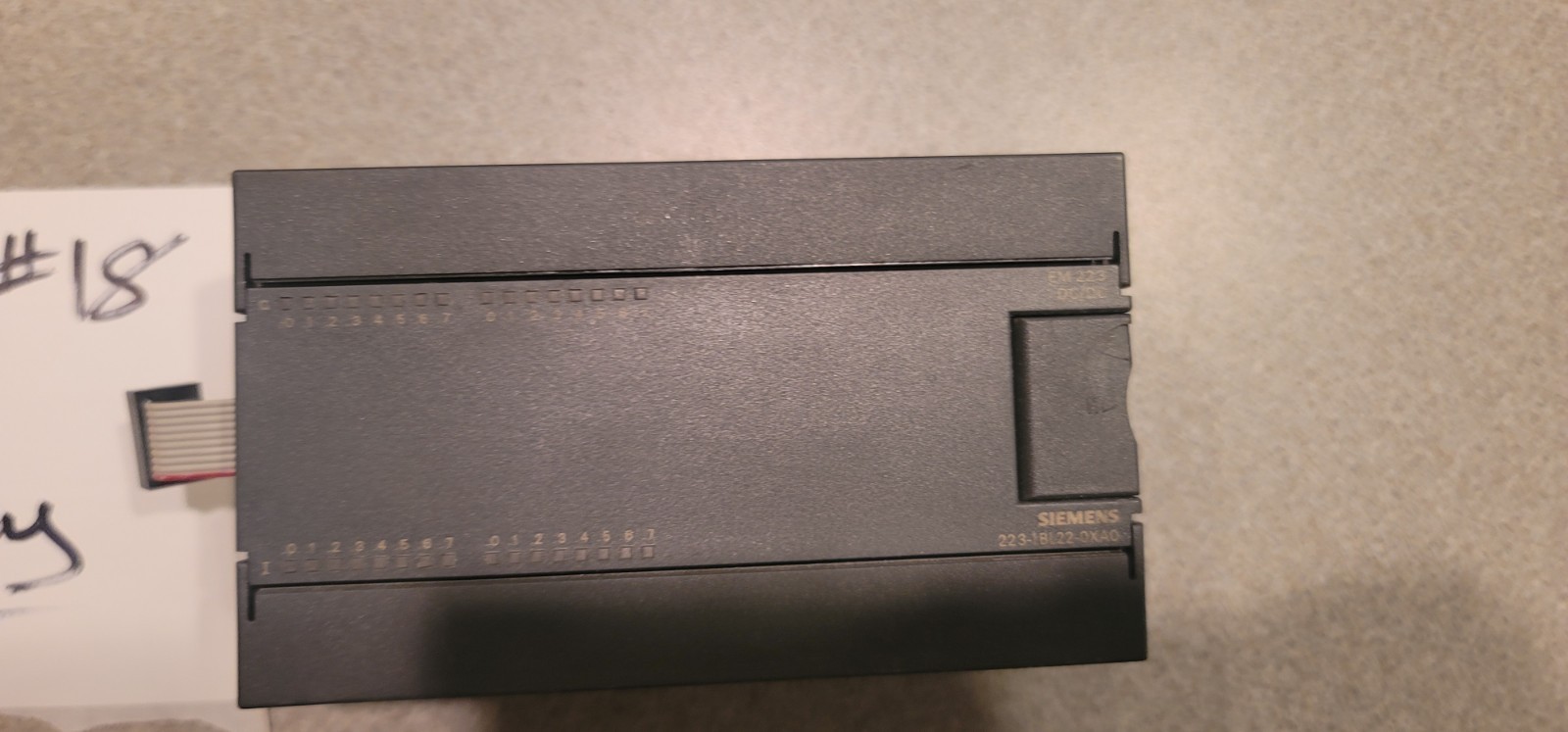 S7-200 6ES7 223-1BL22-0XA0 SIEMENS I/O Expansion Module 16DI/16DO, 24VDC PLC