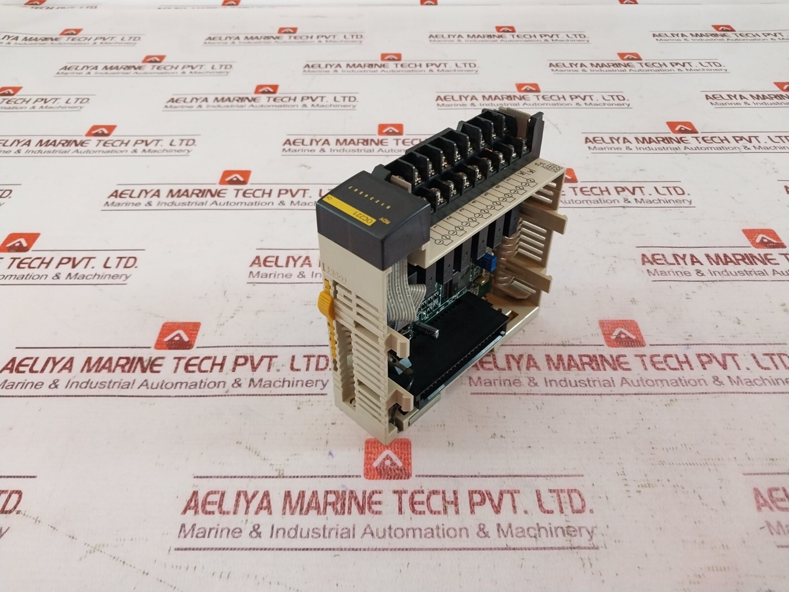Omron CQM1-OC221 Output Unit Module AC250V 2A/DC24V 2A 250VAC 02501009