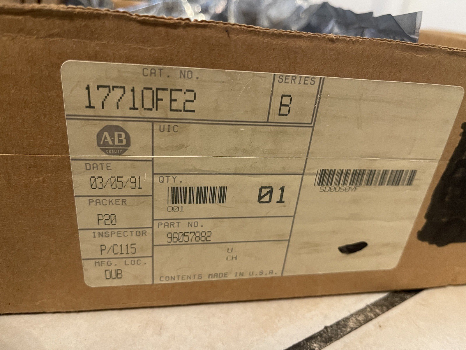 NEW Allen-Bradley 1771-OFE2 B Analog Output Module