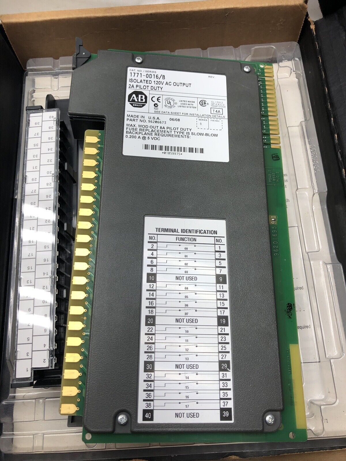 1771-OD16 ALLEN BRADLEY ISOLATED 16 POINT 120 VAC OUTPUT MODULE US Free Tax