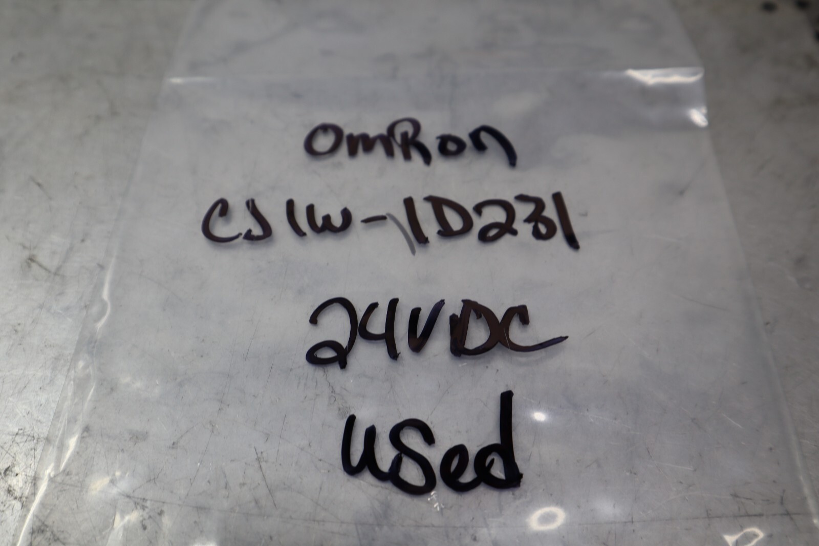 Omron CJ1W-ID231 Input Module DC24V With CJ1W-TER01 End Plate Used With Warranty