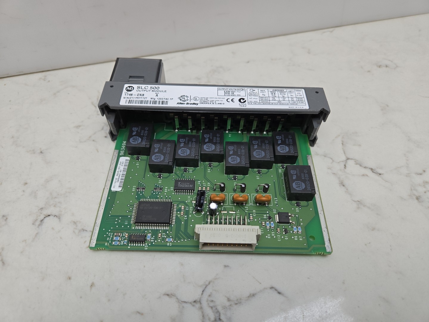 Allen Bradley 1746-0X8 and 1746-OX8 SLC 500 Output Modules 2 Units See Pictures