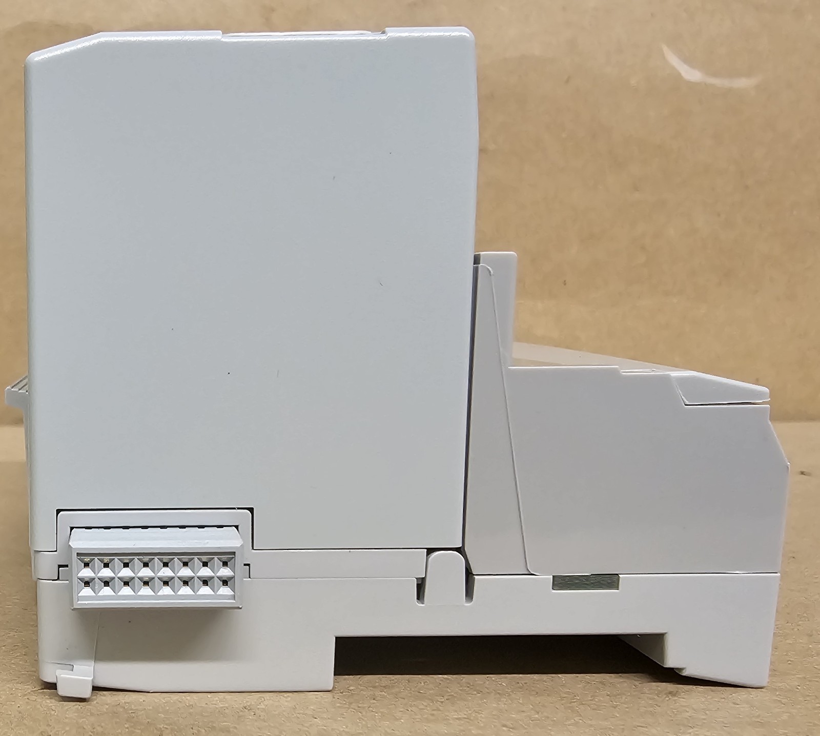 Allen Bradley 1794-OW8 Relay Output with 1794-TBN Terminal Base