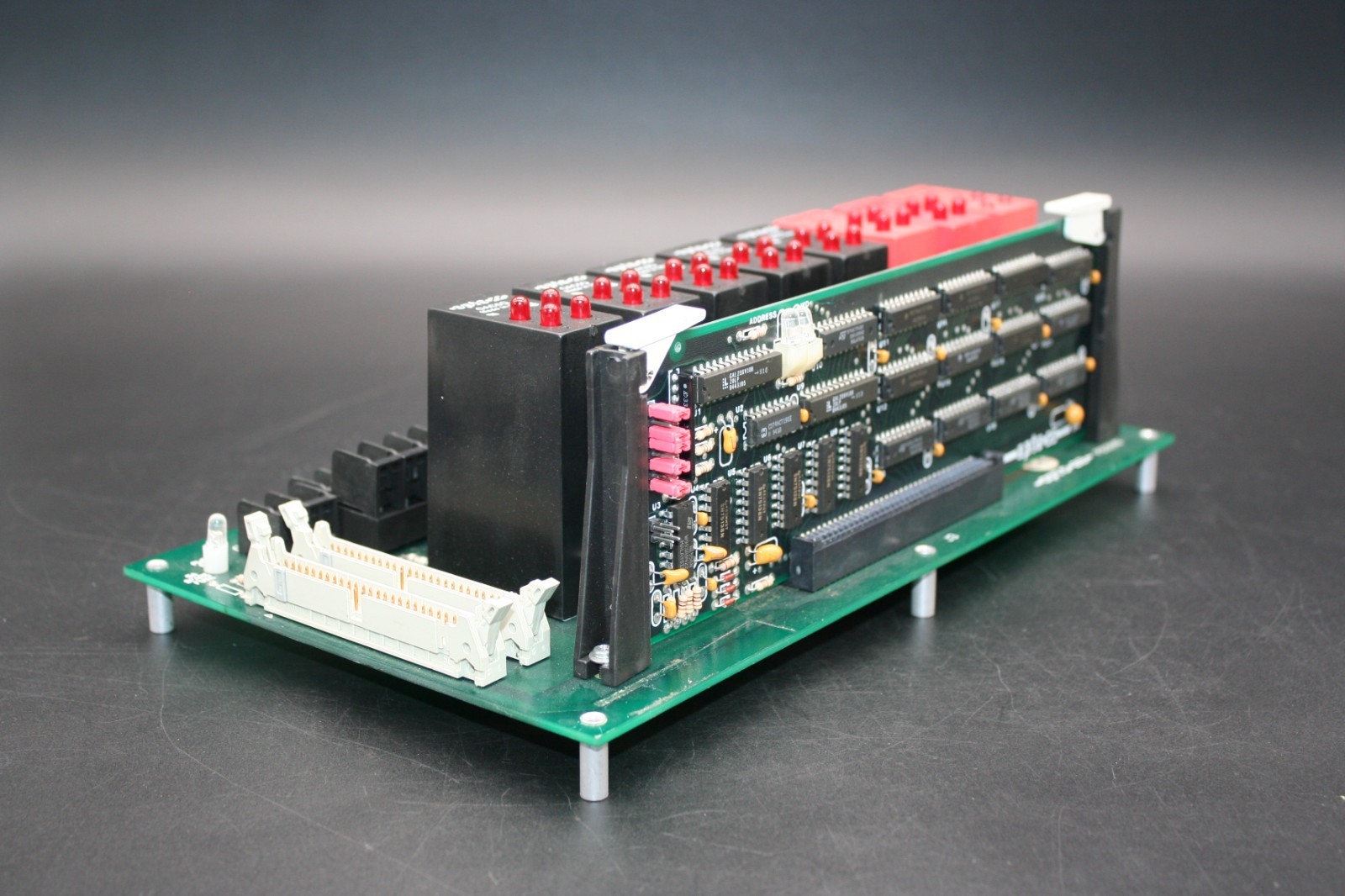 5x Opto 22 OAC5Q Modules w/ 3x Opto 22 ODC5Q Modules + Opto 22 PB32HQ Board