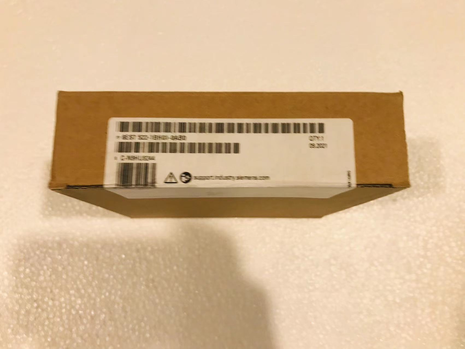 New sealed Siemens 6ES7522-1BH01-0AB0 SIMATIC S7-1500, Digital Output Module