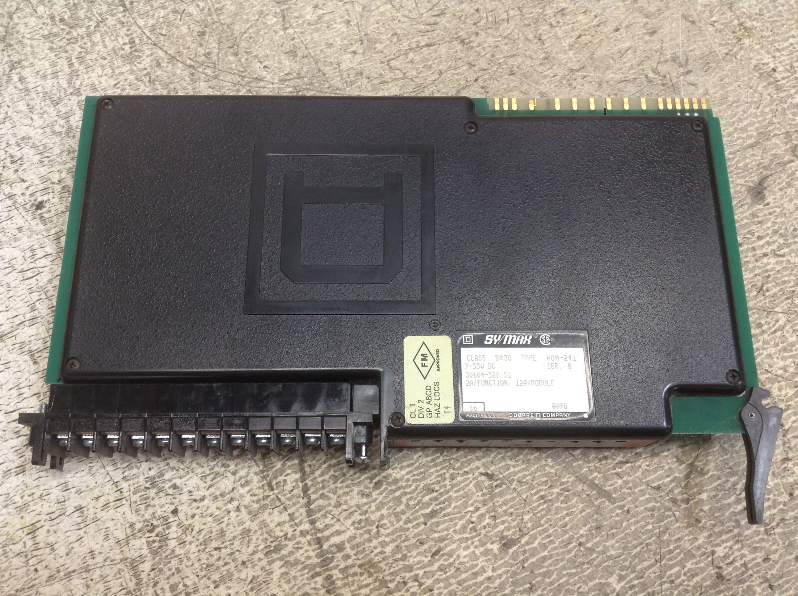 Square D Sy/Max 8030 HOM-241 Output Module 120 VAC Ser. B H0M-241 SyMax (OK)