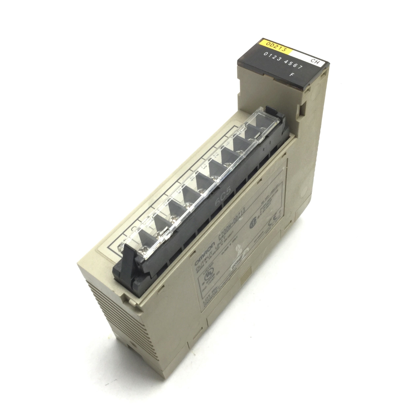 Omron C200H-OD213 Sysmac PLC Output Module, 8-Point Relay, 24VDC 2.1A/Point