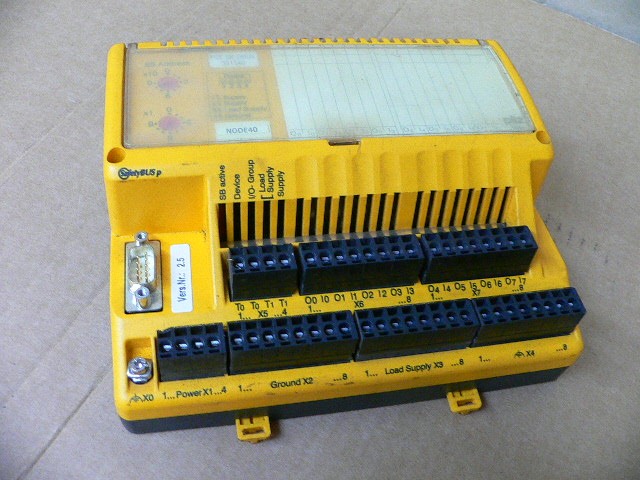 Pilz Pss Sb Di8o8 301140 Safety Bus Digital I/O Module