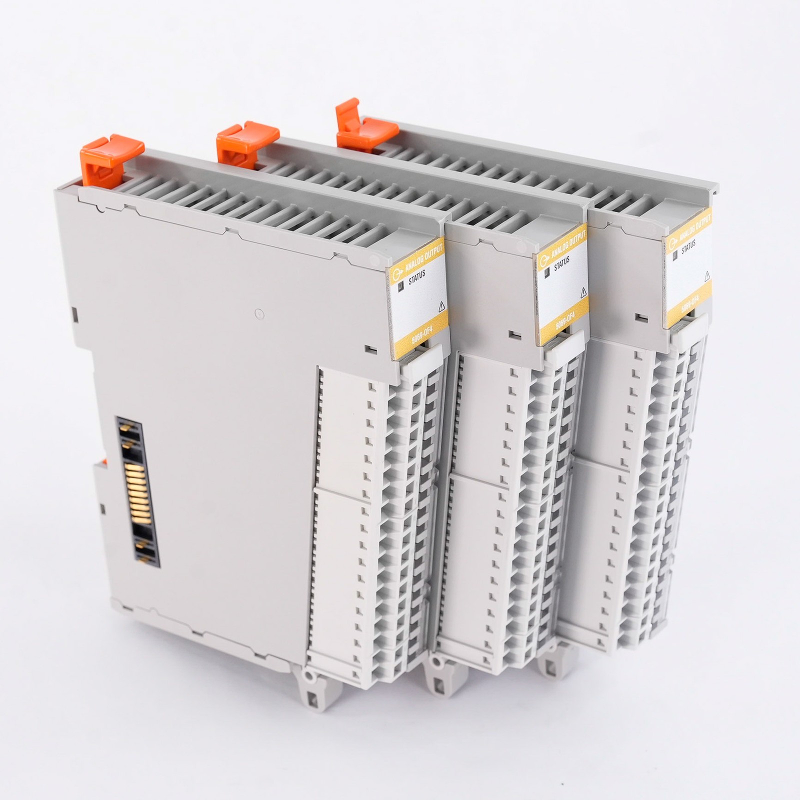 Allen Bradley 5069-OF4 /A Logix 5000 4-Channel Analog Output Module 5069OF4