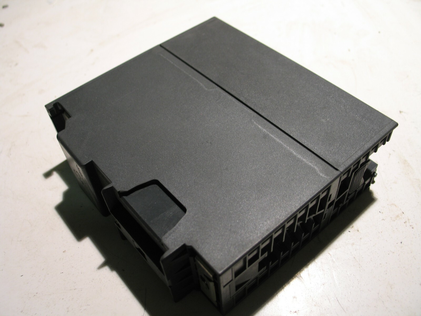 SIEMENS 6ES7-322-1HF10-0AA0 RELAY OUTPUT MODULE 8 OUT CHANNELS P4977