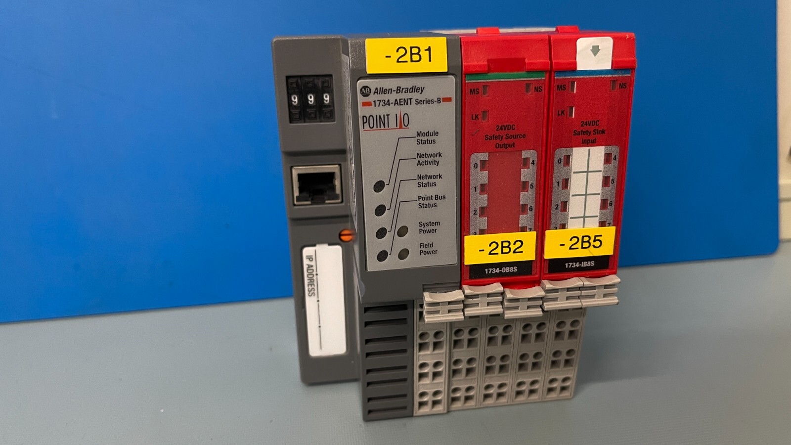 Allen-Bradley 1734-AENT Series-B With 1, 1734-0B8S & One 1734-IB8S Modules